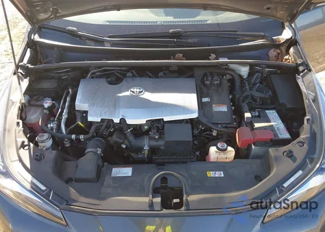 2022 Toyota Prius Xle z USA, uszkodzony, nr VIN JTDKAMFU0N3180724